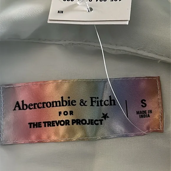ABERCROMBIE & FITCH - TREVOR PROJECT || Pride Camp Cropped Sheer Shirt. Sz. S - Picture 9 of 13
